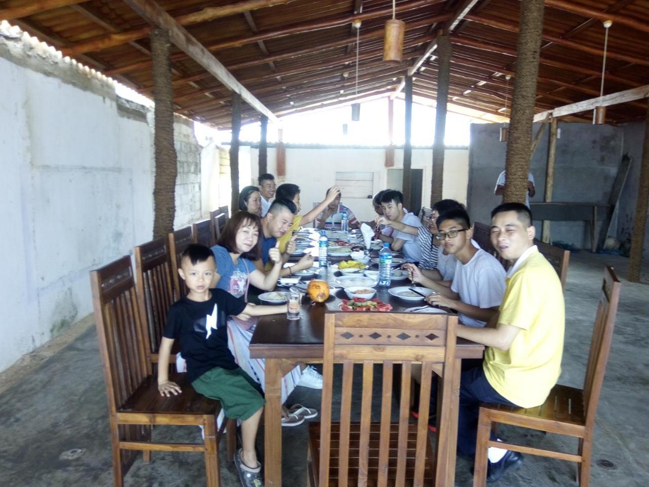 The Sea House Hotel Kudapaduwa Bagian luar foto